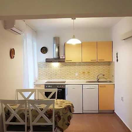 Ljerka アパート *